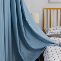 Rideaux occultants personnalisables les plus vendus en tissu brodé à haute occultation pour puits de lumière, avec système d'ouverture par corde et installation intégrée