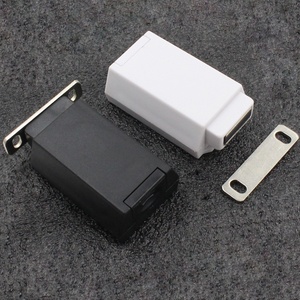 Loquets de porte magnétiques robustes à pression, ferme-portes durables avec rebondisseur pour hôtels, gymnases, maisons, cuisines, appartements et salons - Product Image 6