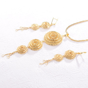 高級レディースチャンキーフラワータッセルドロップイヤリングネックレス18K 24K金メッキサウジアラビア高品質ジュエリーセット女性用 - Product Image 2