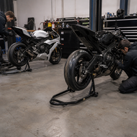 Support de levage réglable pour moto, support de levage de roue arrière pour l'entretien sur piste de course
