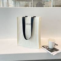 Bolsas de Compras de PP Laminado Mate Reutilizables con Impresión Digital Personalizada y Logotipo para Tiendas de Ropa, Empaquetado Minorista