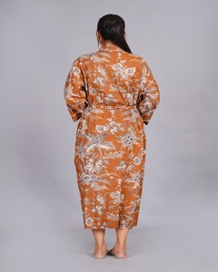 Robe de chambre romantique de luxe marron imprimée 100 % coton à manches longues, longueur genou, avec cordon de serrage, écologique - Product Image 2