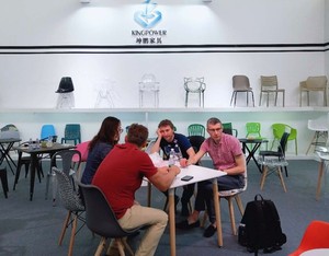 Mesas plegables modernas para fiestas infantiles con patas de <span class=keywords><strong>metal</strong></span>, mesa de estudio colorida para el hogar para niños - Product Image 4