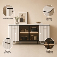 Buffet moderne ultra-fin blanc avec dessus en pierre frittée, porte en verre, éclairage LED, laque MDF, rangement pour salle à manger et salon