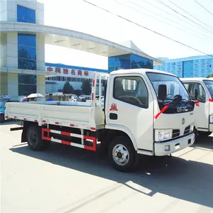 Yüksek kaliteli Euro III veya Euro V Dongfeng 5 ton hafif kamyon 4X2 kargo kamyon