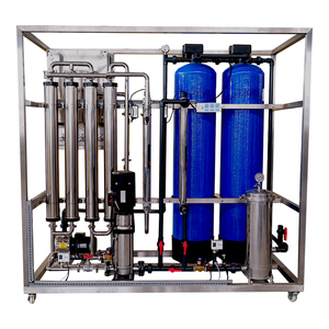 Usine de traitement d'eau par osmose inverse industrielle 1000 LPH en acier inoxydable 304 avec moteur de contrôle automatique et engrenage pour eau pure - Product Image 5