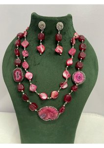 Handcrafted Pink Agate Geode <b>Statement</b> <b>Necklace</b> Set with Shell Bead Accents and Matching Earrings Artisan Jewelry Collection - Product Image 6