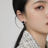 Jual promo perak emas hitam jumlah besar Beli semanggi elegan berlian imitasi perak murni anting lapis listrik perhiasan untuk wanita