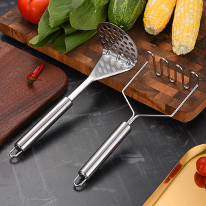 Écraseur manuel en acier inoxydable pour pommes de terre, ail, citrouille et patates douces – Ustensile de cuisine créatif - Product Image 6