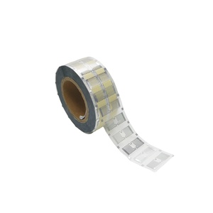 Etiqueta RFID Pasiva UHF de Largo Alcance Getsmart GSC-G42U(A)-U8 de 42*16mm para Logística y Prendas de Vestir, Chip U8 EPC, Venta al Por Mayor - Product Image 4