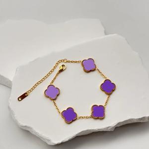 Bracciale Impermeabile Placcato <span class=keywords><strong>Oro</strong></span> con Quadrifoglio in Acciaio Inossidabile 316L, Gioiello con Quadrifoglio Placcato <span class=keywords><strong>Oro</strong></span> 18k PVD per Donne - Product Image 6