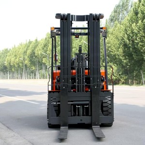 Montacargas Totalmente Eléctrico de 7t con Capacidad de 7000 Kilogramos con Sistema Hidráulico de Cero Emisiones en Oferta y Disponible - Product Image 6