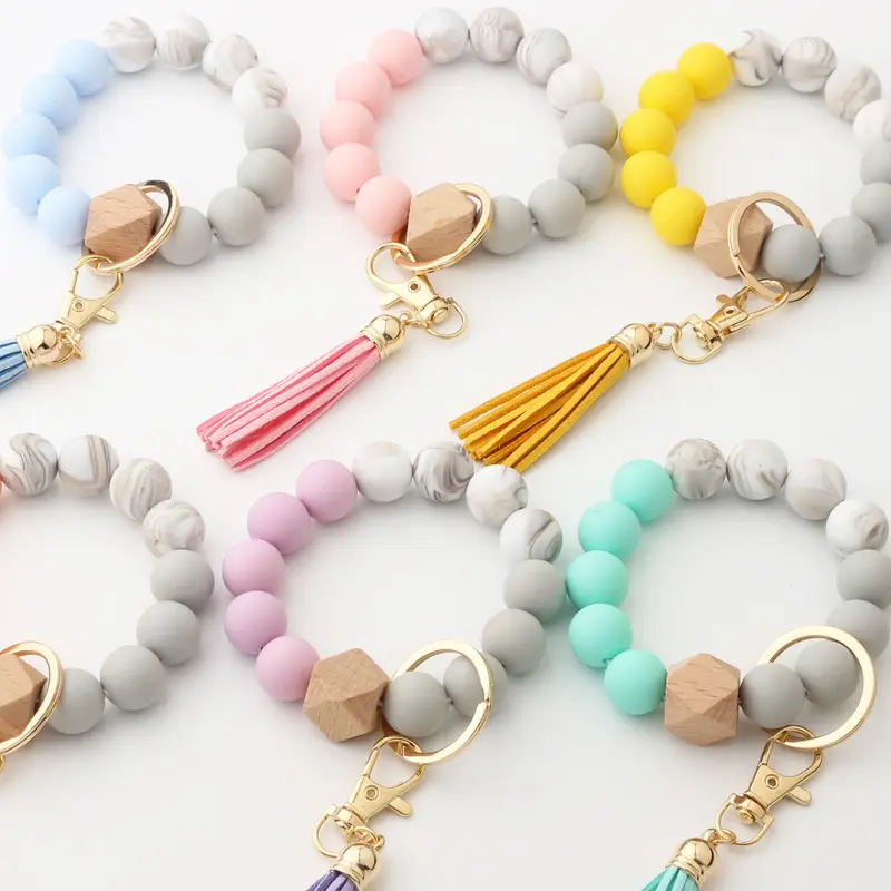 Summer Elastic Silicone Bead Keychain Bracelet Cuentas Llavero De Madera Wooden Beads Suede Circle Tassel Wristlet Keychain