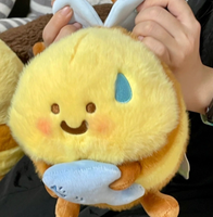 Peluche créative Bees Playmate Shark B, mignonne et adorable, pour les étudiants ou les couples, en cadeau