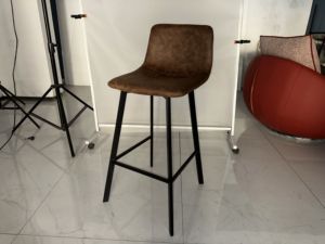 Wholesale Luxury Modern Home & Restaurant Kitchen Metal <b>Bar</b> <b>Stool</b> Orange Faux <b>Leather</b> Counter Height Dining Chair - Product Image 4