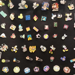 Personnalisé Simpson Épingles En Émail Logo En Métal Dur pour Épinglette Badge Tag Broche pour Anime Vêtements Fitted Hat-Métal Artisanat Fabricant - Product Image 5