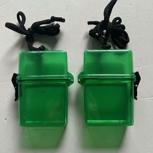 Porte-badge d'identification étanche personnalisé avec logo, design sportif flottant, cordon portable et porte-clés pour usage promotionnel - Product Image 4