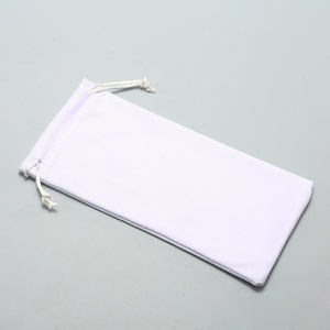 תיק אחסון למשקפי שמש בהתאמה אישית של YWGUDA עם בד דמוי זמש בצורת מלבן, עיצוב אופנתי לשקית ניקוי משקפיים - Product Image 1