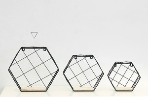 Étagères flottantes Hexagone Étagère de rangement murale en métal et bois rustique pour cadres photo - Product Image 6