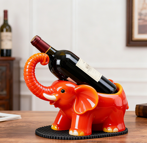 Porte-bouteille <span class=keywords><strong>de</strong></span> <span class=keywords><strong>vin</strong></span> créatif OEM <span class=keywords><strong>de</strong></span> Offre Spéciale, résine peinte à la main avec base en bois, décor <span class=keywords><strong>de</strong></span> bar à la maison pour présentation <span class=keywords><strong>de</strong></span> table - Product Image 6