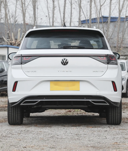VW <span class=keywords><strong>T</strong></span>-<span class=keywords><strong>ROC</strong></span> 300TSI DSG 2WD Edition auto a benzina VW <span class=keywords><strong>T</strong></span>-<span class=keywords><strong>ROC</strong></span> 5 posti SUV con Top <span class=keywords><strong>nero</strong></span> Full Option auto a benzina - Product Image 4