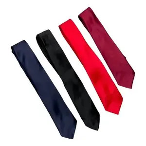 Set Regalo di Cravatte Fantasia in Poliestere da 7 Cm per Sposi, Padri e Occasioni Speciali - Product Image 1