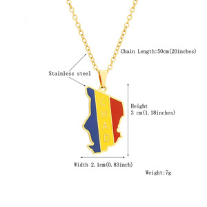 Collier en acier inoxydable plaqué or 18 carats avec chaîne à maillons classiques et émail <span class=keywords><strong>carte</strong></span> du drapeau national, vente en gros - Product Image 4