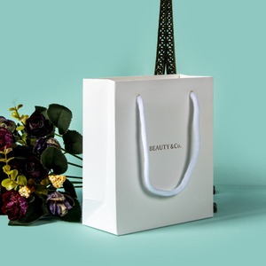 Bolsa de Regalo Ecológica de Lujo con Cinta, Impresión Personalizada, Materiales Reciclados Rosados, Empaque para Ropa, Pequeños Negocios, Hot Stamping - Product Image 5