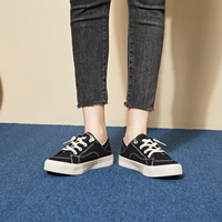 Espadrilles en toile confortables personnalisées de couleur unie pour la marche chaussures décontractées à la mode pour dames blanches été printemps légères