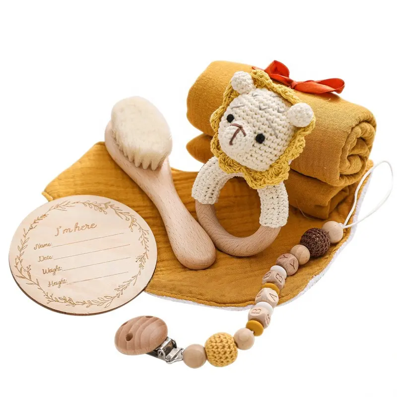 Custom Schattige Houten Pasgeboren Baby Cadeau Set Kinderen Organische Swaddle Deken Rammelaars En Bijtringen Speelgoed