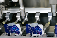 Machine de remplissage et de scellage automatique pour sachets préformés, doypacks et pochettes liquides (jus, boissons)