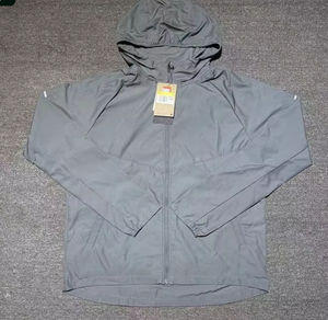 <span class=keywords><strong>Veste</strong></span> de football d'équipe personnalisée de qualité supérieure - <span class=keywords><strong>Veste</strong></span> à capuche respirante pour <span class=keywords><strong>homme</strong></span> avec fermeture éclair et rembourrage en coton pour l'entraînement et la pratique - Product Image 6