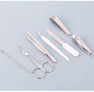 Ensemble <span class=keywords><strong>de</strong></span> soins des ongles imprimé <span class=keywords><strong>de</strong></span> dessins animés mignons en 7 pièces, outils <span class=keywords><strong>de</strong></span> manucure professionnels avec coupe-ongles, kit <span class=keywords><strong>de</strong></span> pédicure en stock - Product Image 5