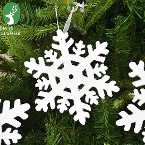 Pendentif flocon de neige en fer et acrylique Blanc Neige, décorations de sapin de Noël en MDF, fleur suspendue pour aménagement de scène festive, inspiré de la neige - Product Image 4