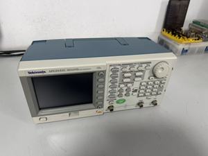 เครื่องกำเนิดสัญญาณรูปคลื่นซาวทูธ Tektronix AFG31102 ของอเมริกา มือสอง ความละเอียดแอมพลิจูด 1.0 มิลลิโวลต์ ความถี่ 0.01 เฮิรตซ์ - Product Image 3