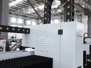 1530 Fiber Optic Equipment / <strong>Cnc</strong> Laser Cutter / Carbon Steel Metal Sheet Fiber Laser Cutting <strong>Machine</strong> With Rotary - Product Image 5