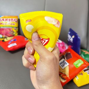 Jouets à presser en PU à récupération lente, pack de collations, jouet anti-stress de dessin animé pour enfants de 8 à 13 ans, unisexe - Product Image 3