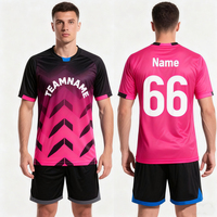 Maßgeschneiderte Herren-Fußball-Trainingsanzüge Fußball-Uniformen Individuell Angepasstes Blau-Schwarzes Einfarbiges 100% Polyester Schnelltrocknendes Kurzarm-Fußballtrikot