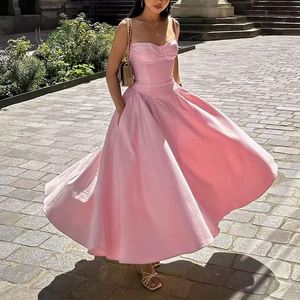 ชุดเดรสผู้หญิงใหม่ สไตล์หรูหรา สง่างาม แบบย้อนยุค สายเดี่ยวลำลอง - Product Image 1