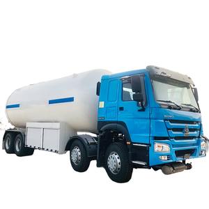 2024 nouveau petit <span class=keywords><strong>camion</strong></span> de remplissage Howo 4x2 6x4 5 7.5 10 20 tonnes de gaz <span class=keywords><strong>GPL</strong></span> Bobtail - Product Image 1