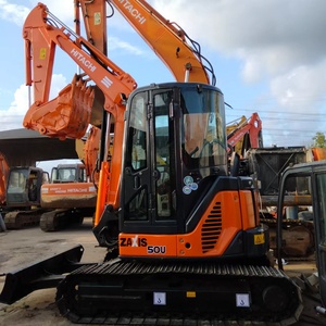 Vente à bas prix : Mini-excavatrice sur chenilles Hitachi ZX50U-3 d'occasion, modèle Zaxis 50U, poids opérationnel 5 tonnes, moteur japonais, 5 tonnes - Product Image 3