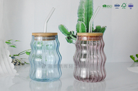 Tasse en verre borosilicaté côtelé coloré pour boissons Conception de gourde en forme de nuage pour bière café glacé jus Soda thé