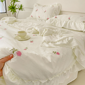 Оптовая продажа, мягкие стеганые хлопковые летние одеяла, Европейский стиль, удобные для кожи, вышитые розы, летний комплект одеял - Product Image 6