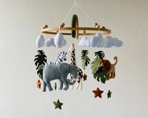 Móvil de Cuna Safari con Arcoíris, León, Jirafa, Cebra y Elefante Realistas de Fieltro, Móvil de Techo para Cuna - Product Image 6