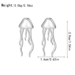 เครื่องประดับพู่ห้อยสไตล์มินิมอลสุดหรู ดีไซน์รูปแมงกะพรุน ทำจากสแตนเลสชุบทอง เรียบเนียน เหมาะเป็นของขวัญ - Product Image 3