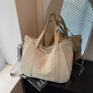 Chất Lượng Cao Sinh Thái Pouch Không Thấm Nước Gấp Nylon & Polyester Tote Kích Thước Trung Bình Có Thể Tái Chế Mua Sắm Túi Truyền Nhiệt In Logo - Product Image 2