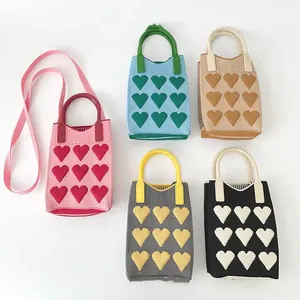 Fashion Korean Style Crochet Knitted Crossbody Handbag <b>Pink</b> Heart-shaped Mini Phone <b>Purse</b> Bag for Girls - Product Image 1