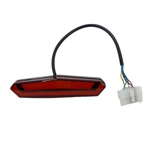 Accesorios de Iluminación para Patinete Eléctrico KuKirin G4: Luz de Advertencia, Luz Roja, Luz Trasera, Luz Reflectante - Product Image 1