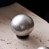 Poignée de meuble vintage ronde en alliage de zinc argenté antique, bouton de tiroir à trou unique