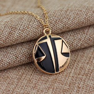 Collar con Colgante de Metal con el Símbolo de la Fracción Divergent Candor - Product Image 4